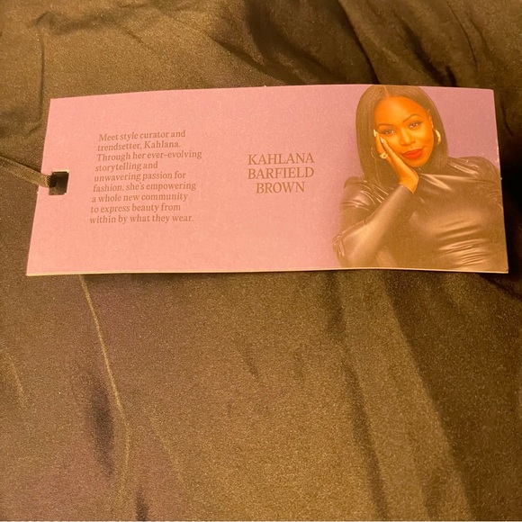 Future Collective Kahlana Barfield  Glossy Puffer Crop Jacket Blue  Size L - Picture 10 of 12